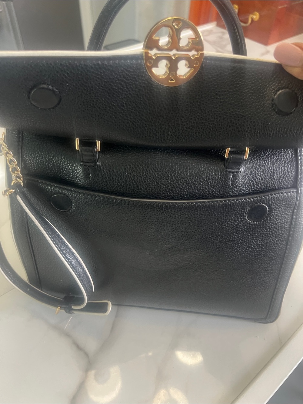Tory Burch Black Leather Satchel with Gold Medallion… NWT 🔥🔥